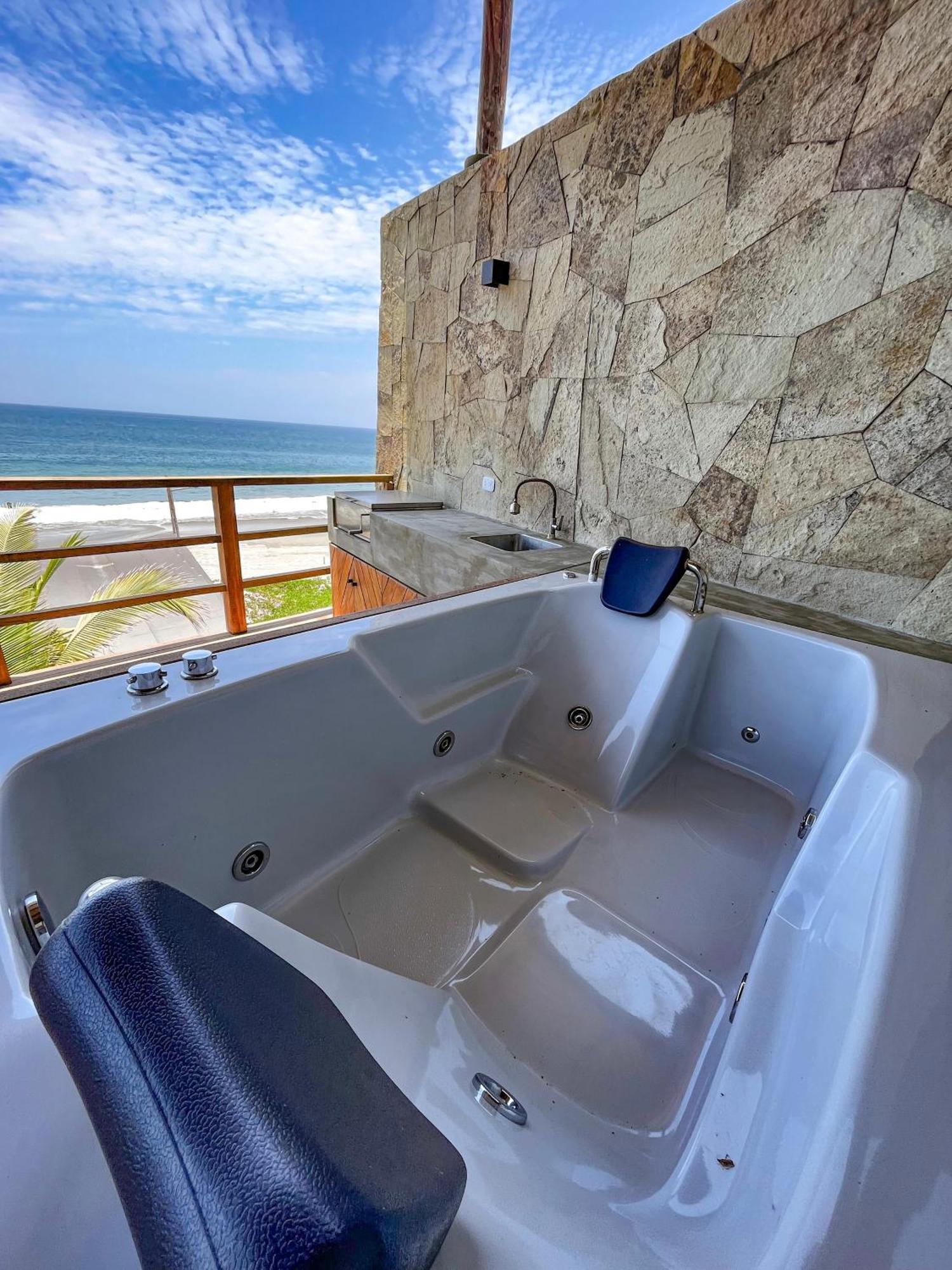 Diem Vichayito Beachfront Eco-Luxury Exteriér fotografie